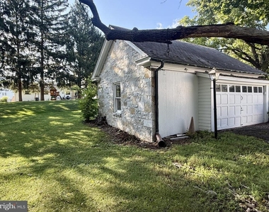 135 Loudon Road - Photo Thumbnail 7