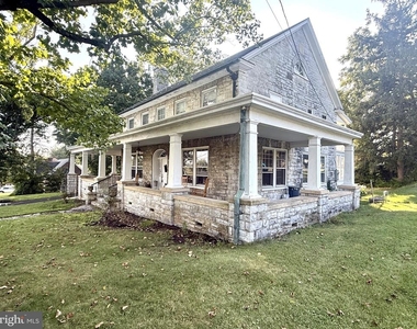 135 Loudon Road - Photo Thumbnail 2