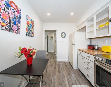500 E Lancaster Avenue - Photo Thumbnail 2