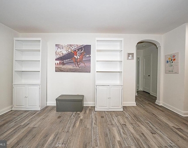 500 E Lancaster Avenue - Photo Thumbnail 8