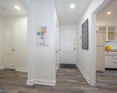 500 E Lancaster Avenue - Photo Thumbnail 1