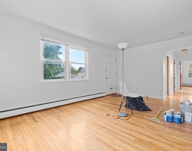 711 Morgan Avenue - Photo Thumbnail 9