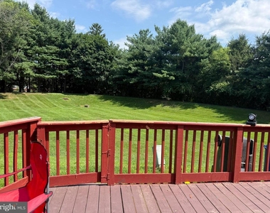 283 Mcintosh Road - Photo Thumbnail 2