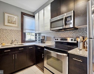 415 W Union Street - Photo Thumbnail 12