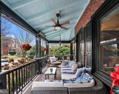 415 W Union Street - Photo Thumbnail 2