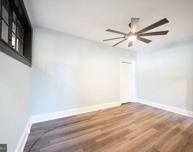 402 N Church Street - Photo Thumbnail 12