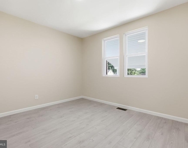 110 Elmwood Avenue - Photo Thumbnail 11