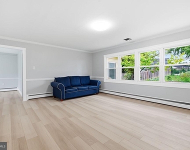 407 Holly Drive - Photo Thumbnail 15