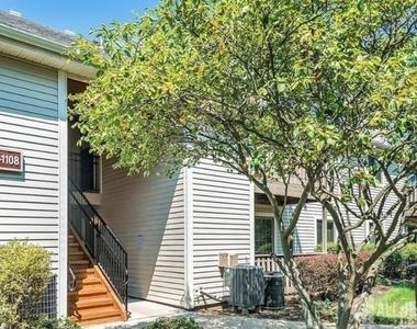 1105 Aspen Drive - Photo Thumbnail 1