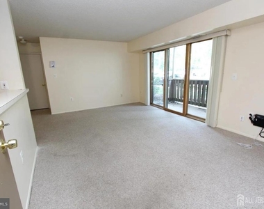 1105 Aspen Drive - Photo Thumbnail 8