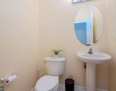 8 Jumping Brook Court - Photo Thumbnail 23