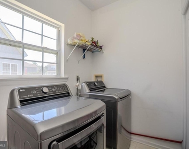 8 Jumping Brook Court - Photo Thumbnail 24