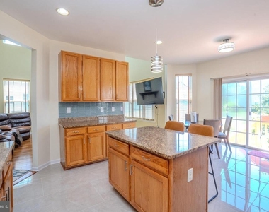 8 Jumping Brook Court - Photo Thumbnail 18