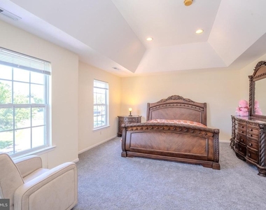 8 Jumping Brook Court - Photo Thumbnail 33