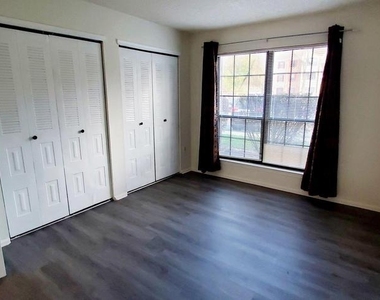 2 Feiler Court - Photo Thumbnail 22