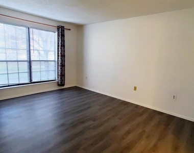 2 Feiler Court - Photo Thumbnail 16