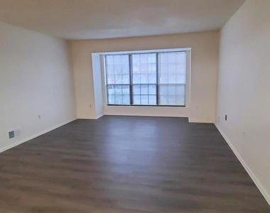 2 Feiler Court - Photo Thumbnail 6