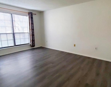 2 Feiler Court - Photo Thumbnail 15