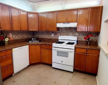 2 Feiler Court - Photo Thumbnail 13