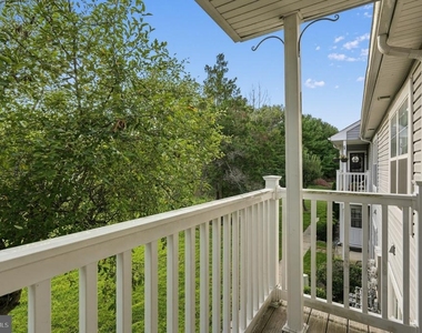 726 Sedgewick Court - Photo Thumbnail 3
