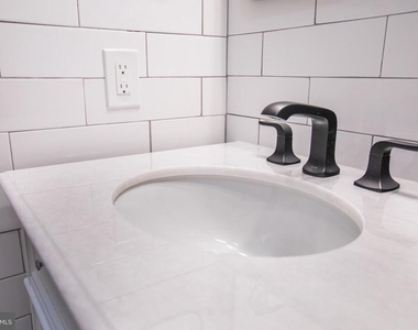 6233 Magnolia Avenue - Photo Thumbnail 32