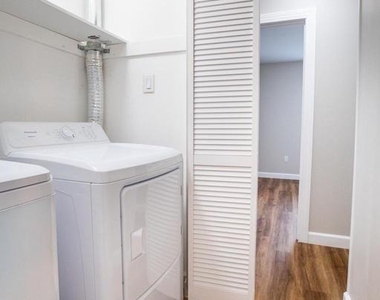 6233 Magnolia Avenue - Photo Thumbnail 23
