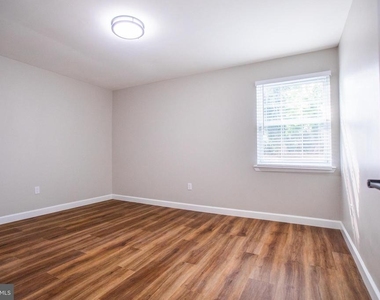 6233 Magnolia Avenue - Photo Thumbnail 35