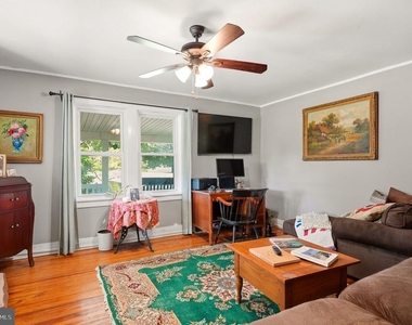 400 W Chapel Avenue - Photo Thumbnail 9