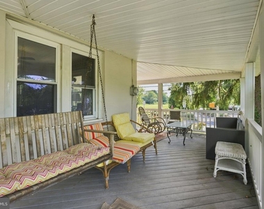 400 W Chapel Avenue - Photo Thumbnail 3