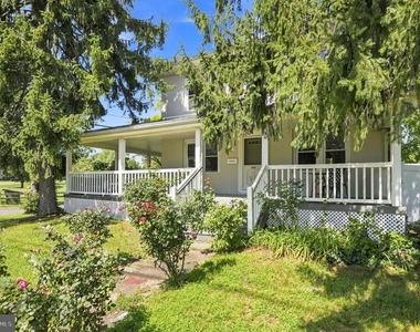 400 W Chapel Avenue - Photo Thumbnail 1