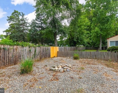 115 Greenvale Court - Photo Thumbnail 28