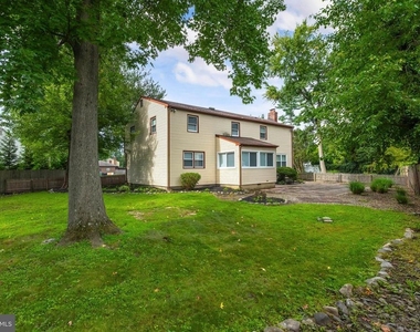 115 Greenvale Court - Photo Thumbnail 26
