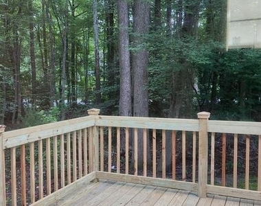 4 Meadowside Court - Photo Thumbnail 16