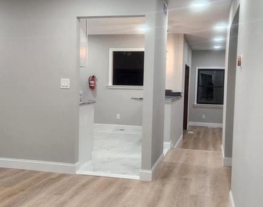 4 Meadowside Court - Photo Thumbnail 5