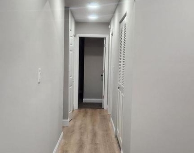 4 Meadowside Court - Photo Thumbnail 10