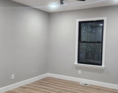 4 Meadowside Court - Photo Thumbnail 13