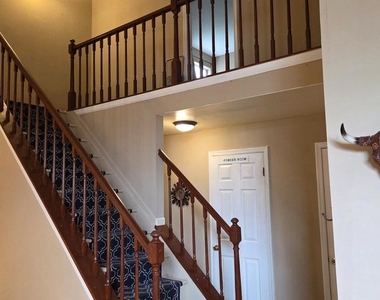 10 Wesley Lane - Photo Thumbnail 6
