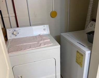 10108 Campus Way S - Photo Thumbnail 1