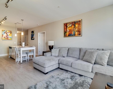 145 Riverhaven Drive - Photo Thumbnail 15
