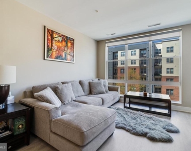 145 Riverhaven Drive - Photo Thumbnail 7