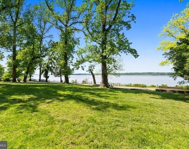 9112 Riverside Drive - Photo Thumbnail 56