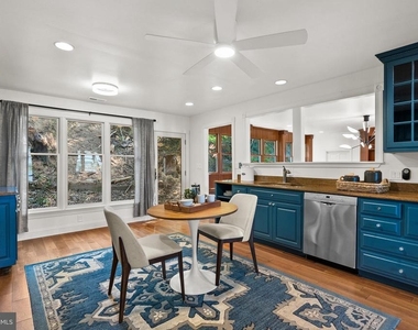 9112 Riverside Drive - Photo Thumbnail 19