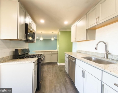 3327 Huntley Square Drive - Photo Thumbnail 1