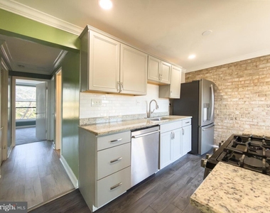 3327 Huntley Square Drive - Photo Thumbnail 3