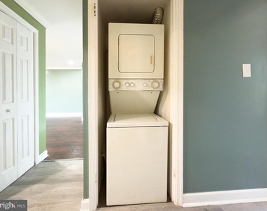 3327 Huntley Square Drive - Photo Thumbnail 10
