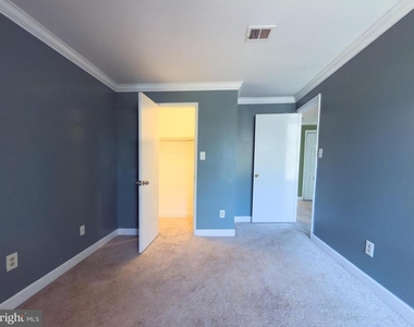 3327 Huntley Square Drive - Photo Thumbnail 16