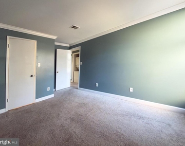 3327 Huntley Square Drive - Photo Thumbnail 15