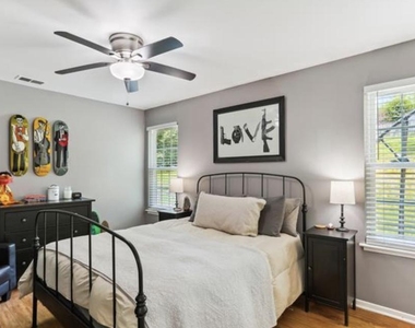 13348 Neerwinder Place - Photo Thumbnail 13