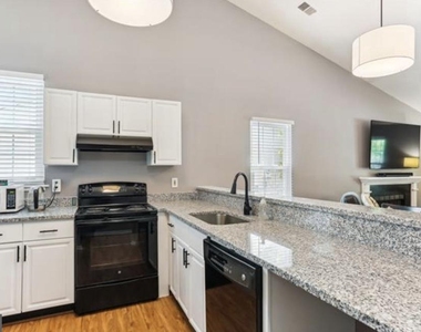 13348 Neerwinder Place - Photo Thumbnail 8