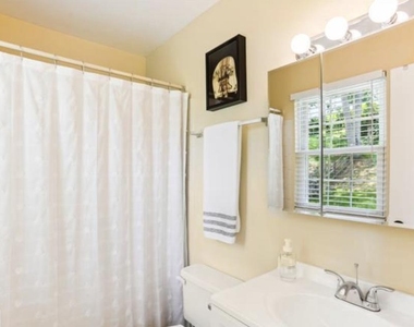 13348 Neerwinder Place - Photo Thumbnail 12